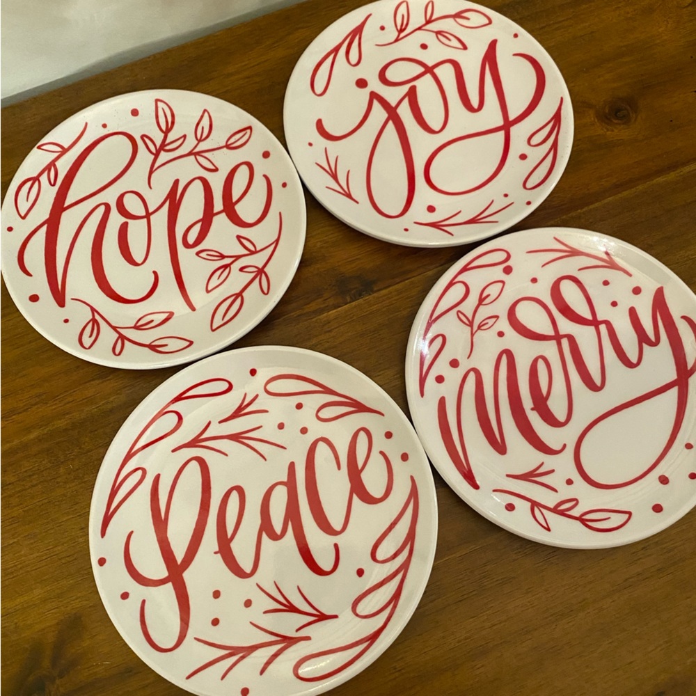 8 red/white Melamine Christmas Appetizer Plates